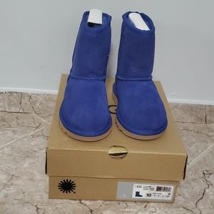 Brand New Ugg Kids Classic Short Serein Boots